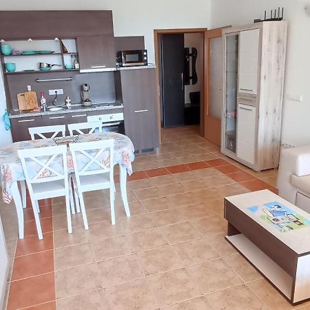 Cozy Apartment With Sea View And Free Parking ポモリエ エクステリア 写真